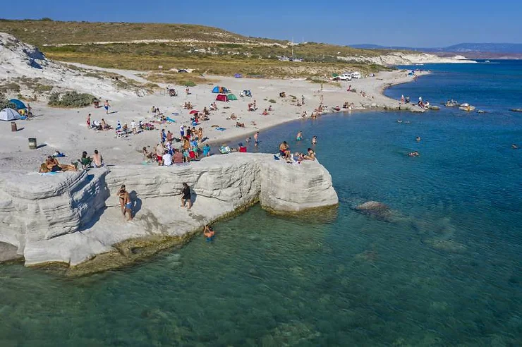Delikli Koy / Çeşme / İZMİR